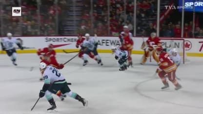 Backlund assure la victoire aux Flames