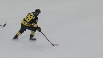 MIN@BOS: Lindholm scores empty-net goal