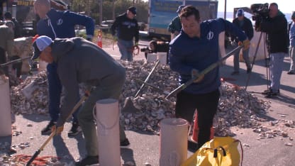 NHL, Lightning help install living shoreline