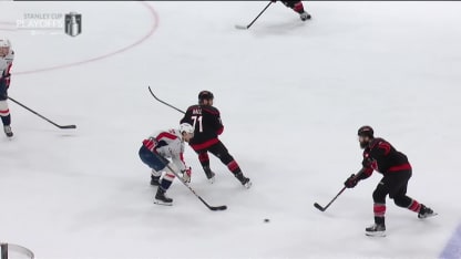 WSH@CAR: Roslovic scores PPG against Logan Thompson