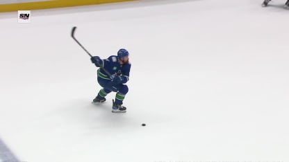 Hronek hammers home one-timer for PPG