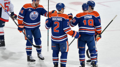 Bouchard réussit son premier tour du chapeau