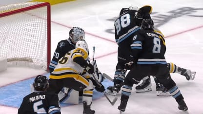 Acciari remporte la bataille devant le filet