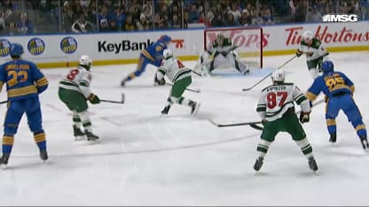 MIN@BUF: Krebs marque un but contre Filip Gustavsson