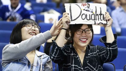 Drew-Doughty-Fans-China-Shanghai