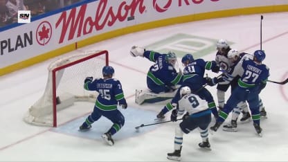 Iafallo coupe le déficit en moitié