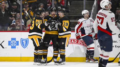 En Español: Crosby quema la red