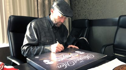 dinner belfour signs