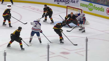 Zach Hyman with a Powerplay Goal vs. Vancouver Canucks