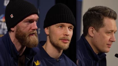 Tre Kronor har anlänt i Boston - hör från Pettersson, Ekholm och Hallam