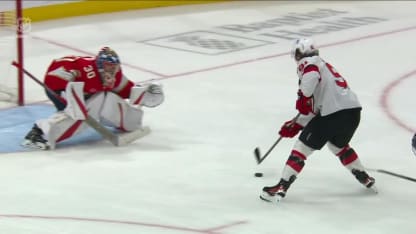 NJD@FLA: Knight with a great save against Dawson Mercer