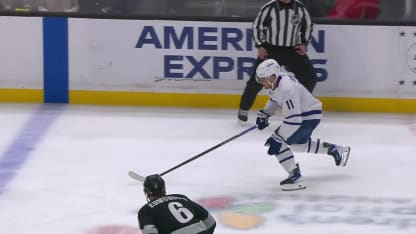 Knies lance les Maple Leafs en avant