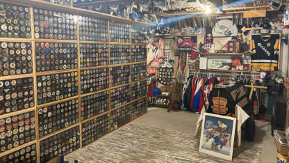 NHLBAM2_8VitucciPucks1