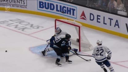 TOR@UTA: But scores goal against Dennis Hildeby