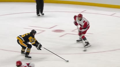 CAR@PIT: Jankowski scores goal against Stuart Skinner