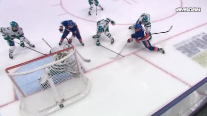 SJS@NYI: Heineman scores goal against Yaroslav Askarov