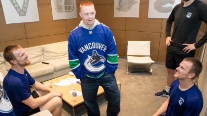 Canucks_GagnerFan_Sedins