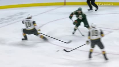 Eriksson Ek profite de la passe de Zuccarello