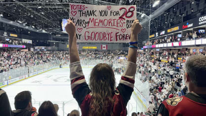 Coyotes fan with sign last game
