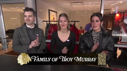 Blackhawks honor Troy Murray
