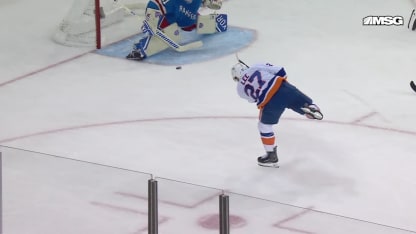NYI@NYR: Lee scores goal against Igor Shesterkin