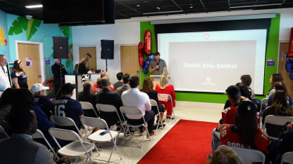 Barkov visits Joe DiMaggio Children’s Hospital