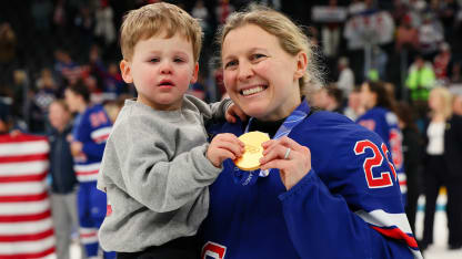 Kendall Coyne Schofield with son