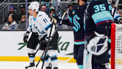 UTA@SEA: Guenther scores goal against Joey Daccord