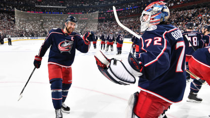 Bobrovsky-celebrate 4-17