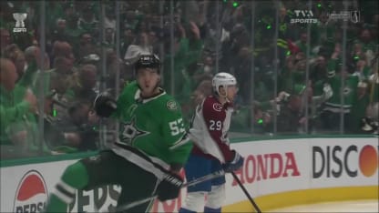 Johnston ne perd pas de temps