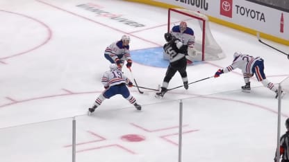 EDM@LAK: Byfield scores goal against Stuart Skinner