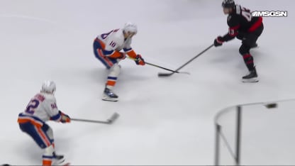 NYI@OTT: Schenn scores goal against James Reimer