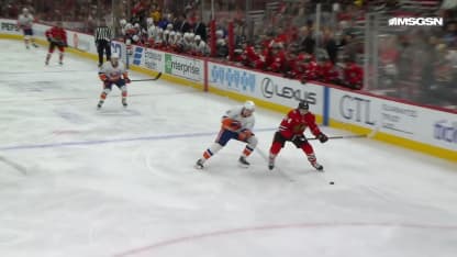 NYI@CHI: Ritchie scores goal against Spencer Knight