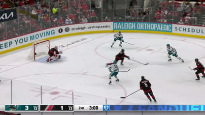 SJS@CAR: Kochetkov with a great save against Ty Dellandrea