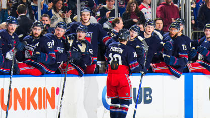 Panarin contesta rápido