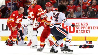 20210206_flames_oilers_tkacuk