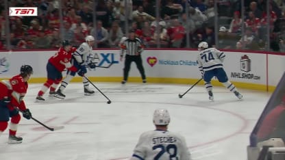 TOR@FLA: Troy scores goal against Sergei Bobrovsky