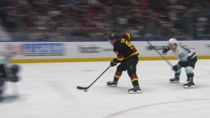 Kane goes to the backhand on breakaway