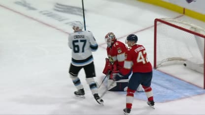 UTA@FLA: Sergachev scores goal against Sergei Bobrovsky