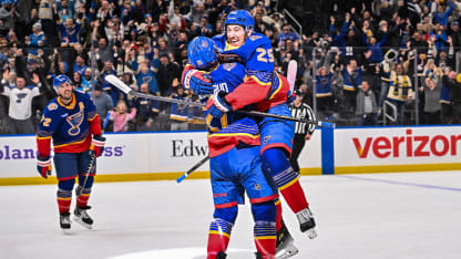 FLA@STL: Snuggerud scores game-winning goal