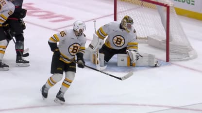 BOS@SEA: McCann scores PPG against Jeremy Swayman