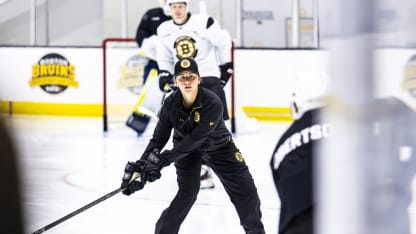 Wenczkowski Makes Memorable Return to Warrior Ice Arena for Bruins Dev Camp