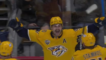 Forsberg ties it late in his native country