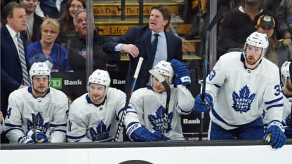 leafs-bench