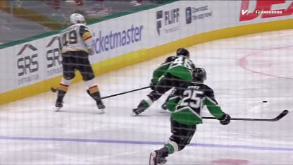 VGK@DAL: DeSmith with a great save against Rasmus Andersson