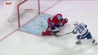 Holmberg marque à sa sortie du banc des pénalités