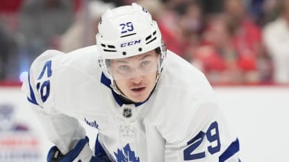 Pontus Holmberg Gage Goncalves contrats deux ans Lightning
