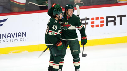 Quinn Hughes v premiéře hned skóroval