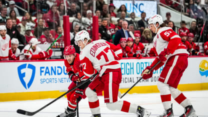 DET@CAR: Edvinsson scores goal against Frederik Andersen