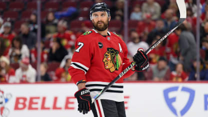 Kapitánem Chicago Blackhawks se stal Nick Foligno